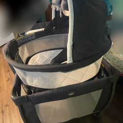 Graco Portable Pack And Play With Changing Table And Portable Bassinet 