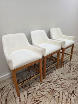 3 upholstered counter stools