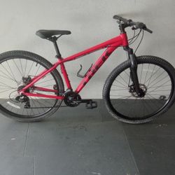 BICYCLE TREK 21 SPEED SIZE 29 BRAND NEW 