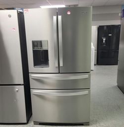 Whirlpool 4‑Door French Door Fridge – Stainless, Water Dispenser