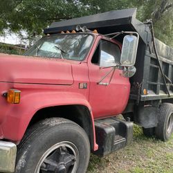 GMC7000 Dump Truck 