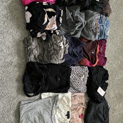 Women's Clothing 21 used Items