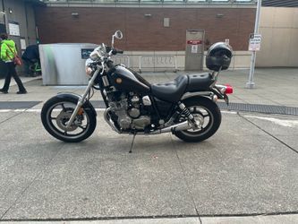 1985 Yamaha maxim xj700