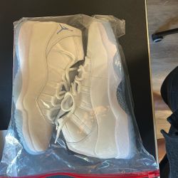 Jordan 11’s Size 11