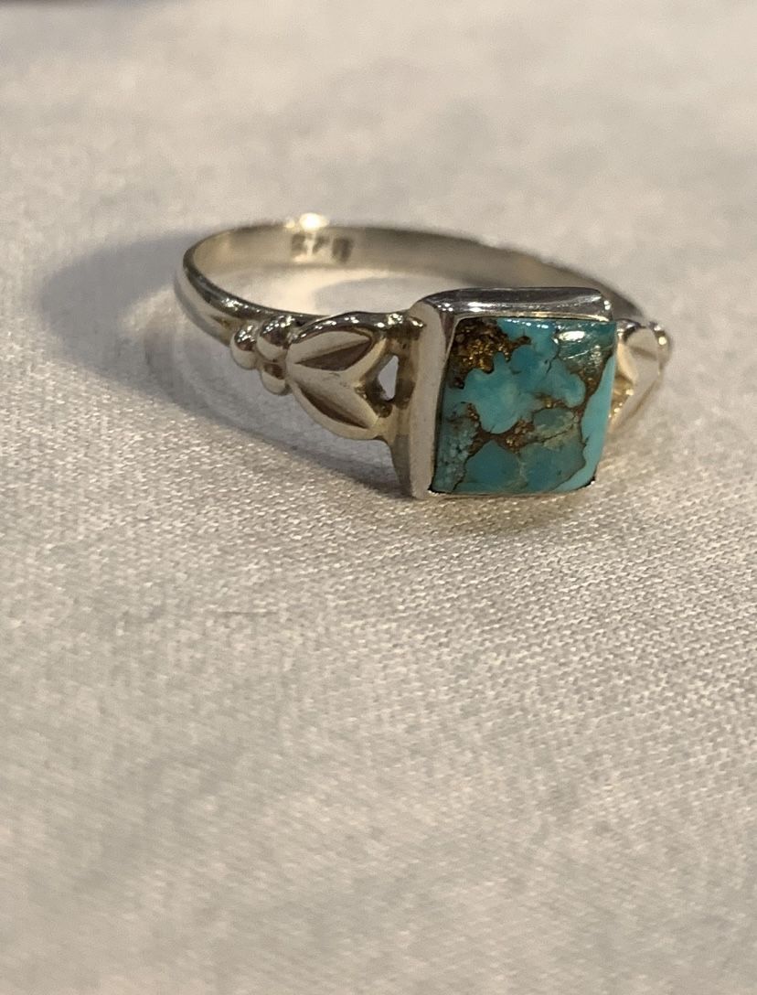 Blue Tourquise Ring. 925 Silver. Size 8. Matching Earrings And Pendant On My Page
