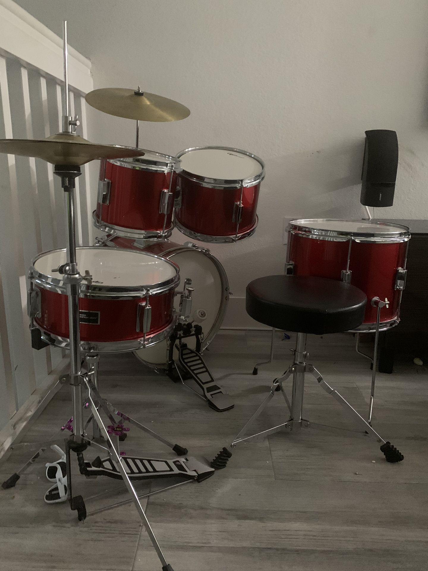 Kids(up to 10 yrs old) Complete Drum Set- Like New