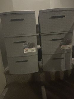Sterlite 3 Draw Dressers