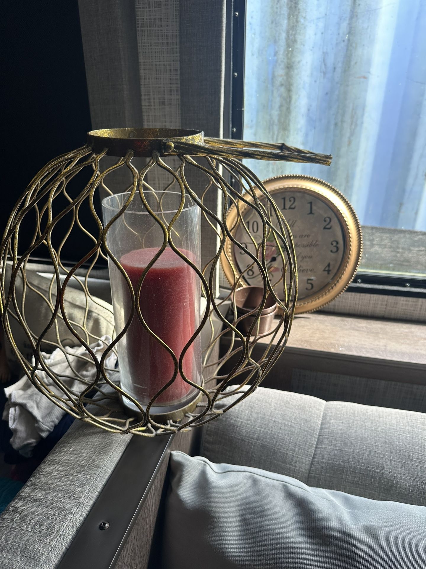 Centro De Mesa Dorado