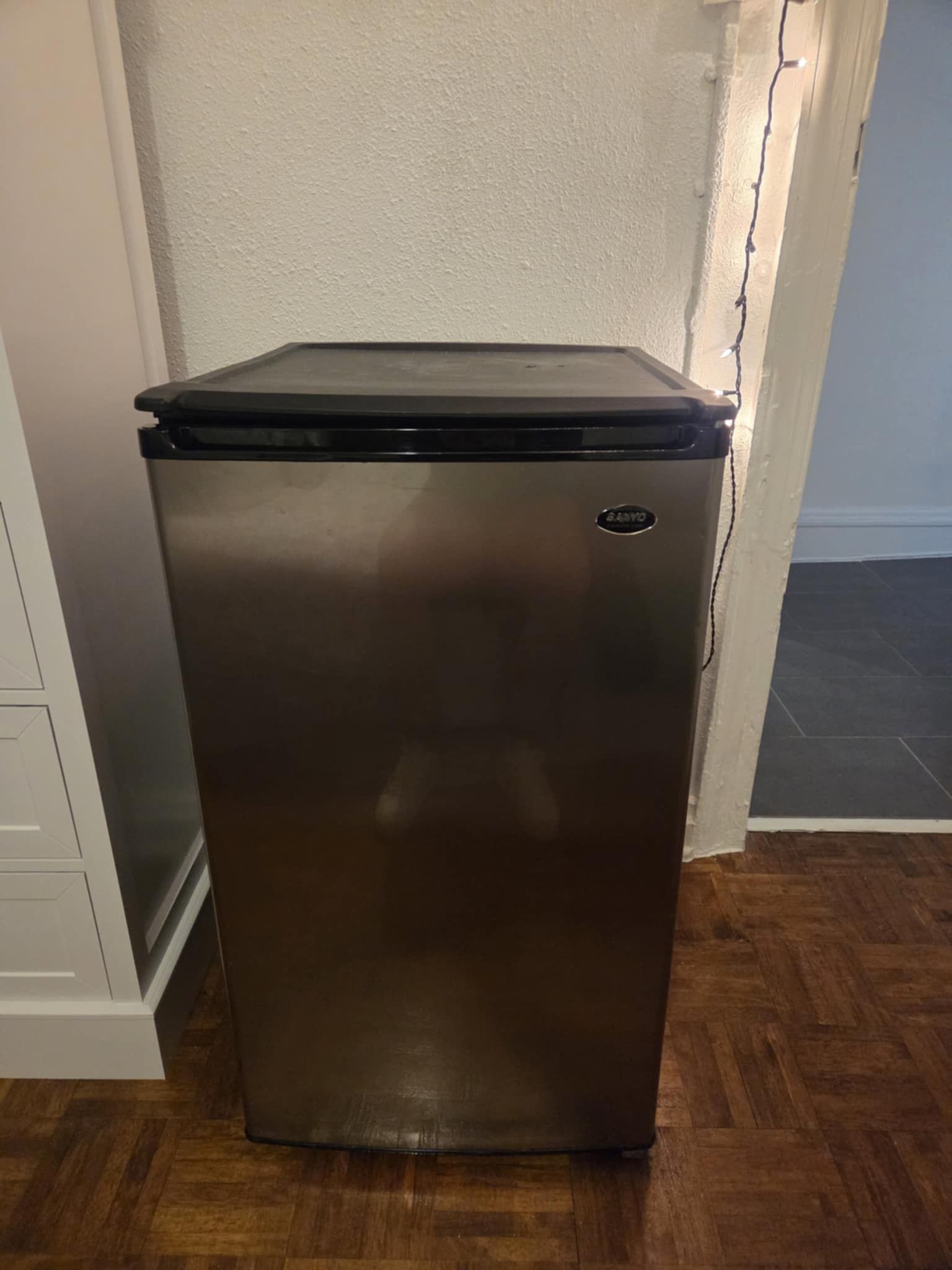 Black Sanyo Stainles Steel Mini Fridge And Freezer