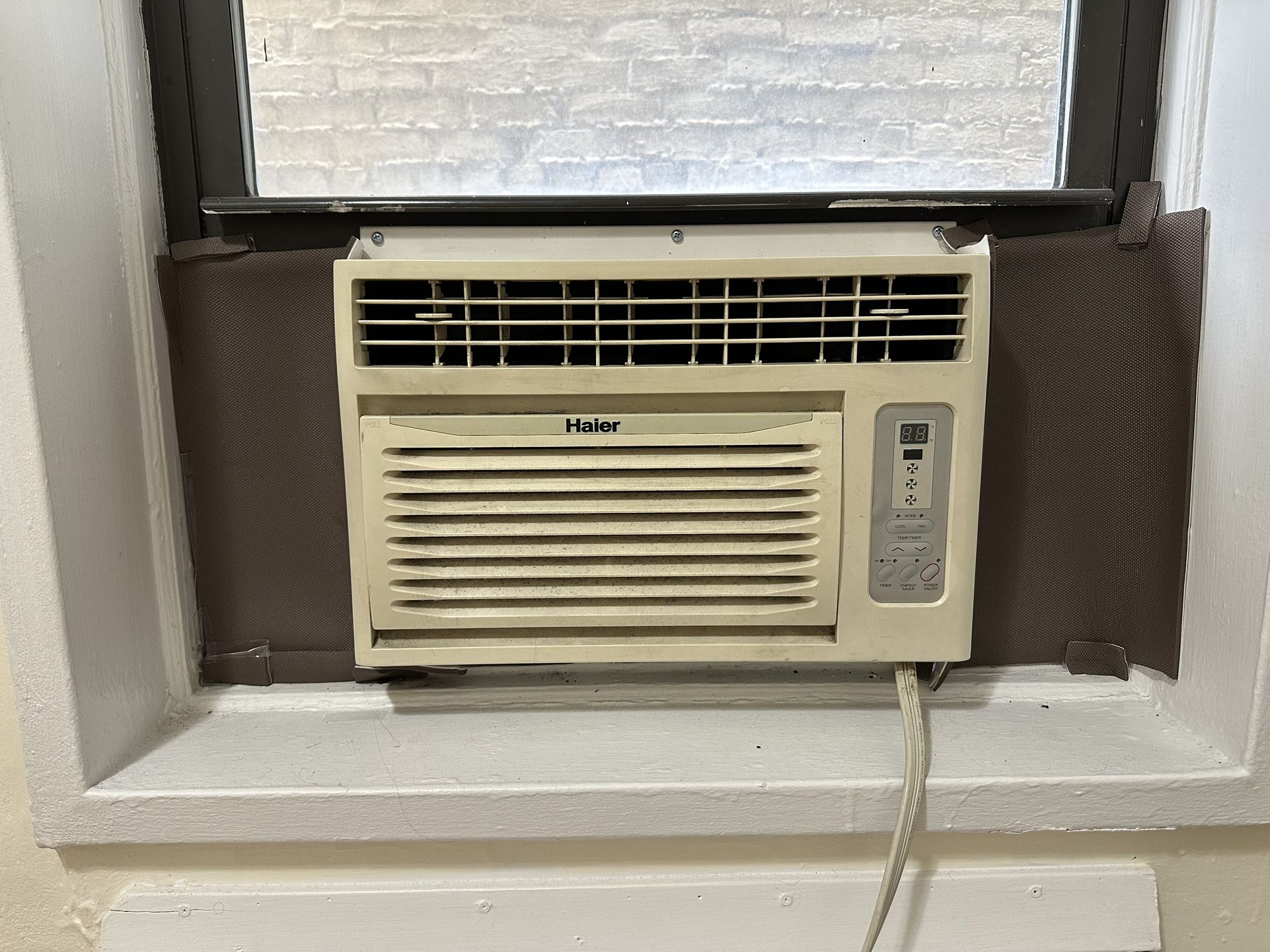 Window AC Unit