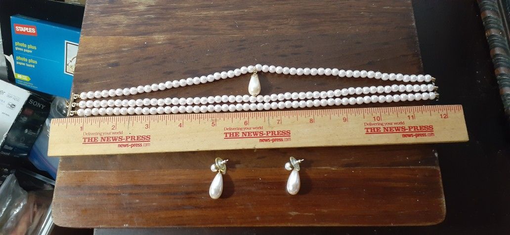 Faux Pearl Choker 12 Inches and Earrings 