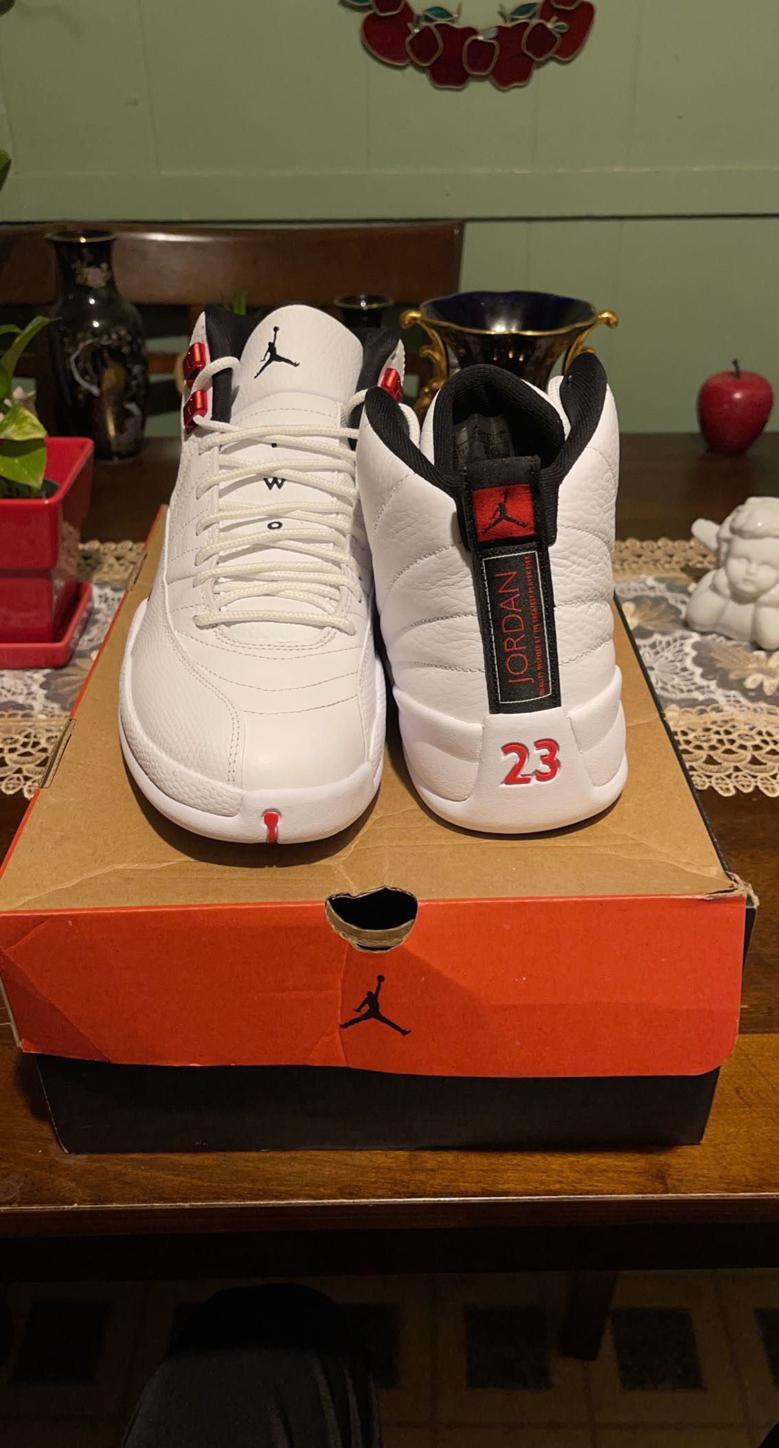 Jordan 12 “Twist” Size 9 og All Worn 1x