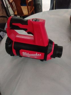 Milwaukee blower