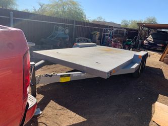 2004 Carson dovetail trailer