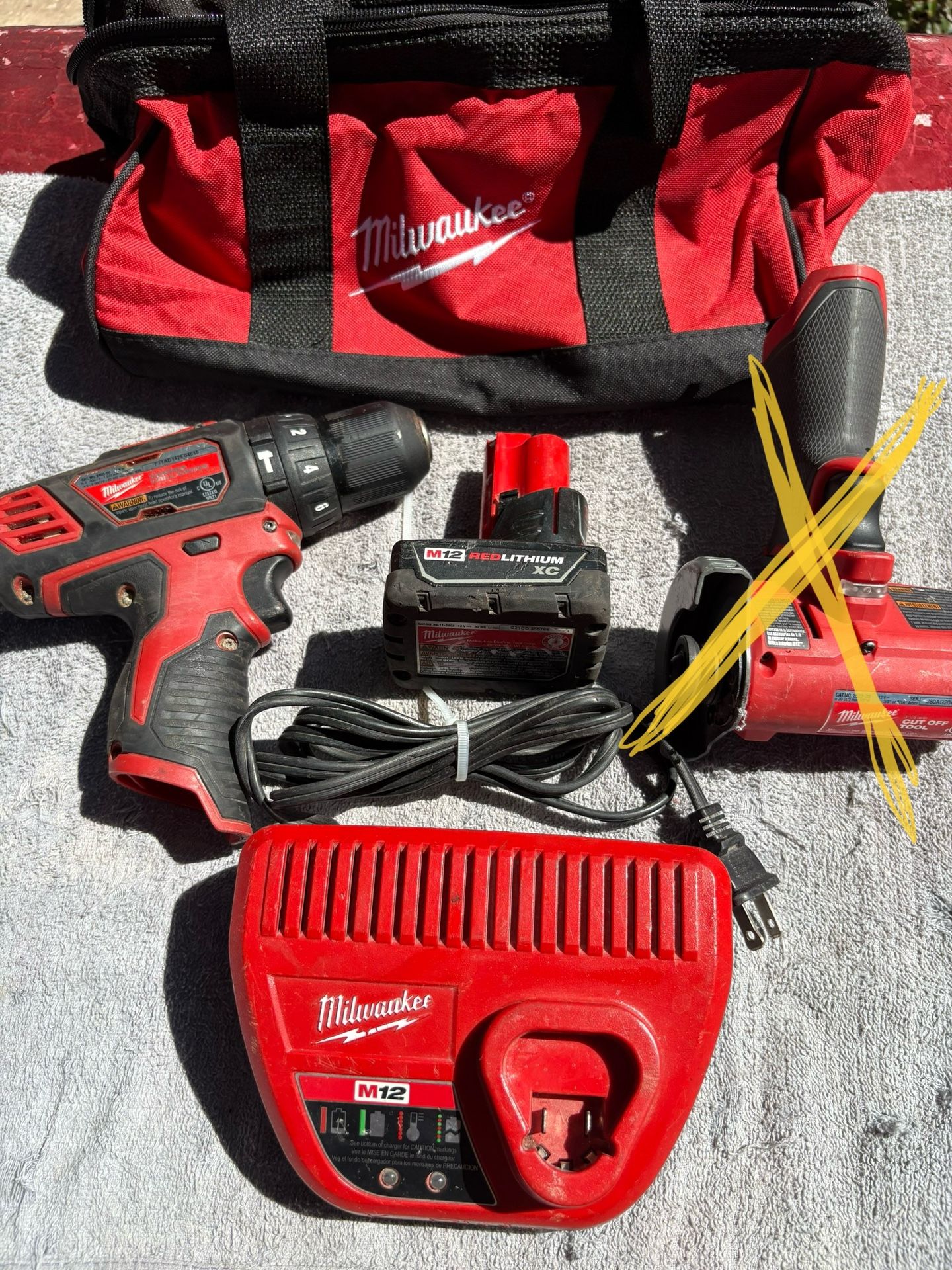 Milwaukee 12V Fuel Drill Kit-1/2” Fuel Hammer Drill & New Batt/Chr, Canvas bag