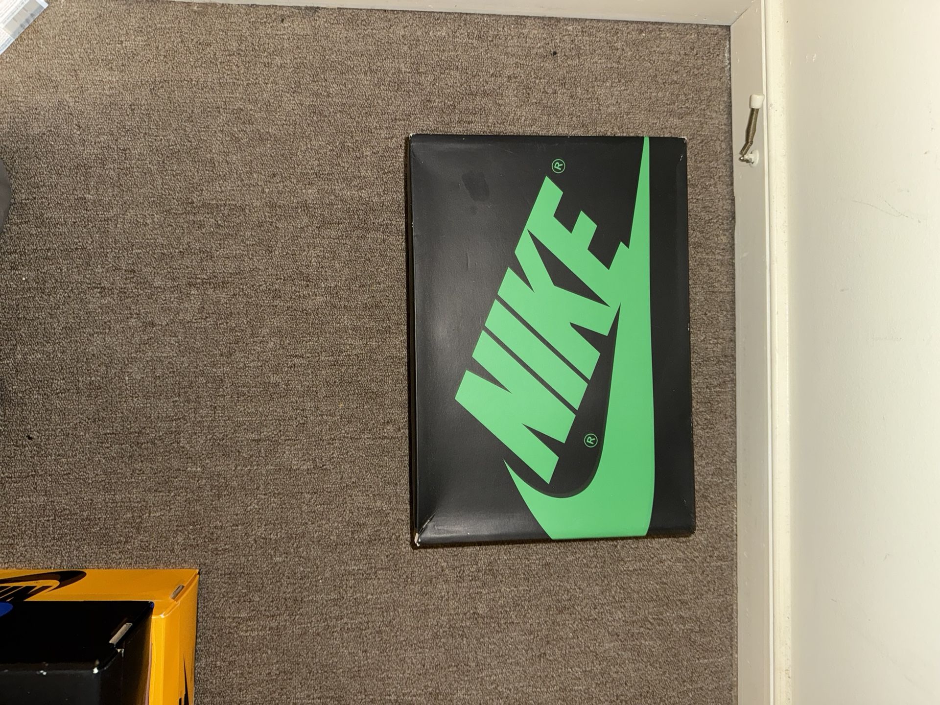 Jordan 1 Lucky Green 