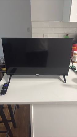 Roku Smart TV 2025 24 Inches