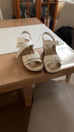 Shoes women sandals