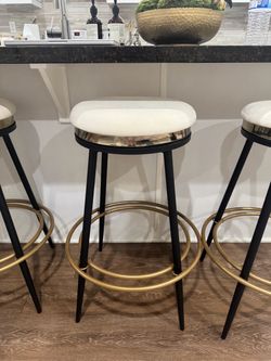 Set of 4 White/Gold/Black Swivel 30.7" Counter Height Bar