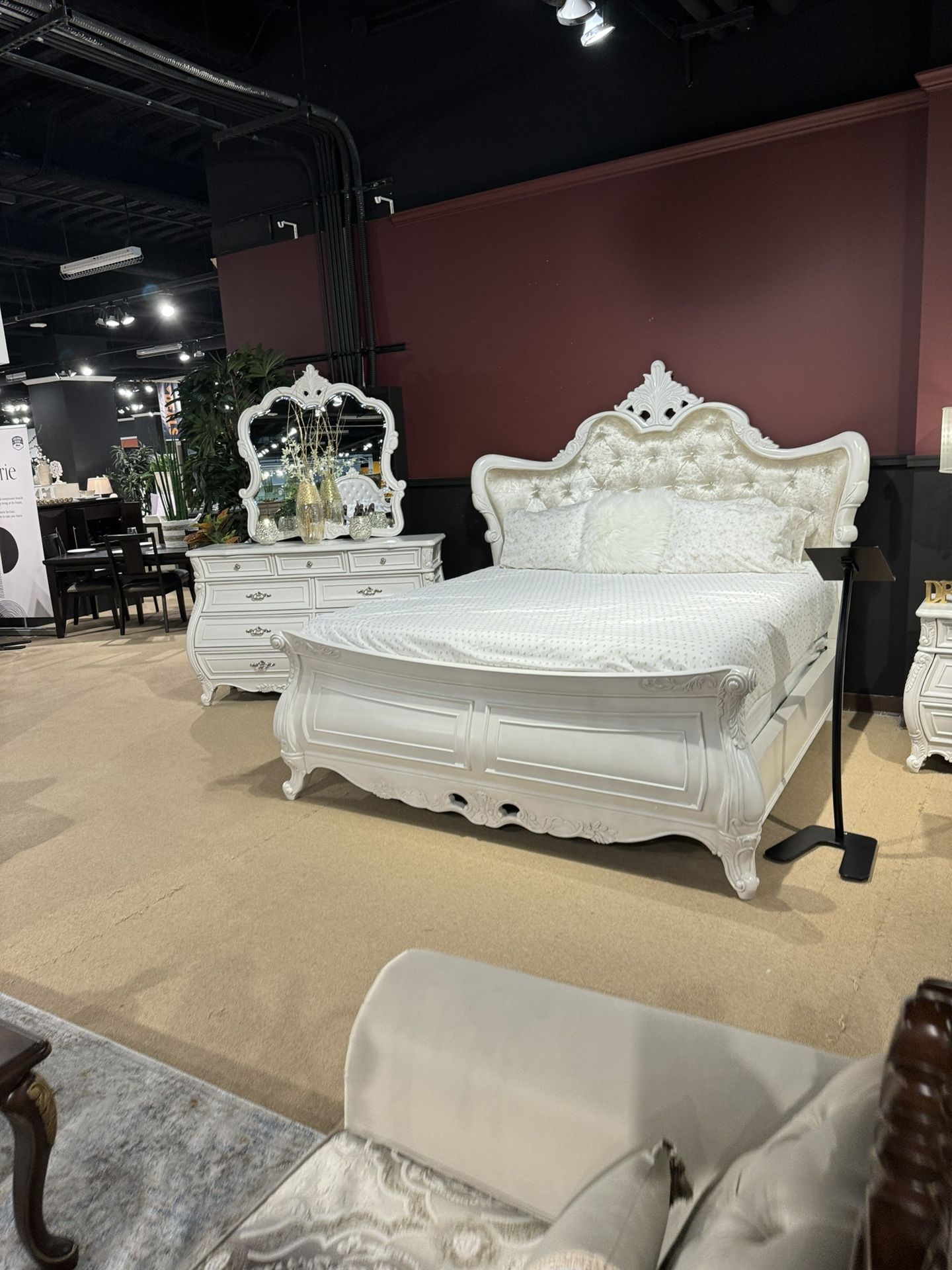 Queen King Cal King Bedroom Sets