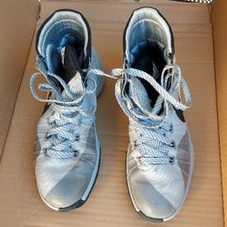 Nike Boys HyperDunk 759974-010 Sneakers Shoes Size 6Y