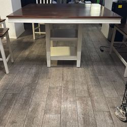 Dining Table 4 Chairs 1 Bench With Leaf