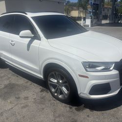2016 Audi Q3