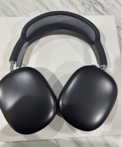 Apple AirPods Max Headphones – Space Gray 1st Gen Like New