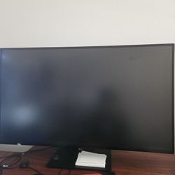 LG 43UN700-B 43 Inch Class UltraFine (3840 X 2160) IPS Display with USB Type-C