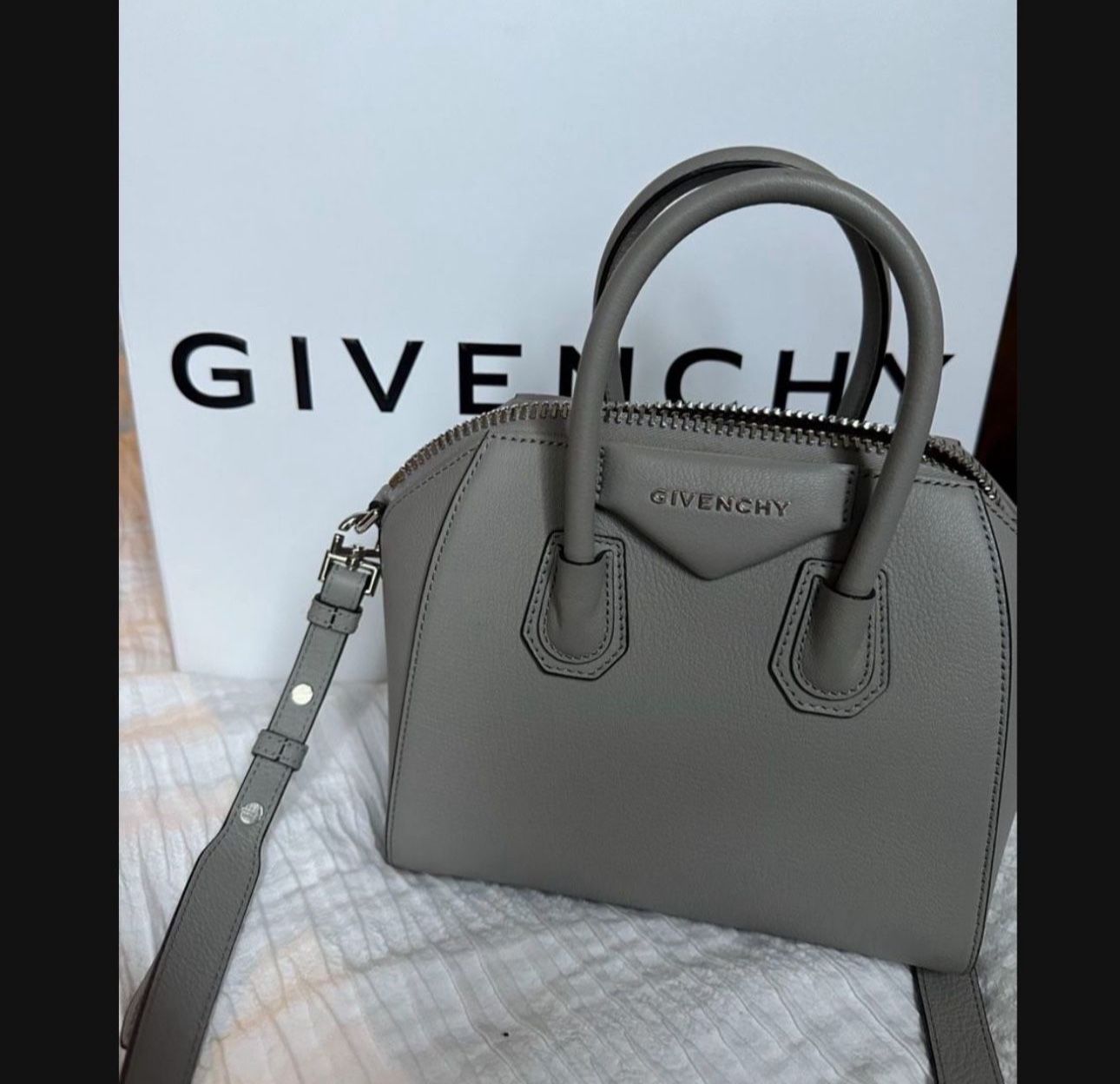 Givenchy🖤