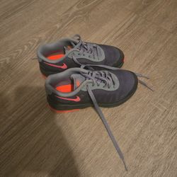 Nike Kids Shoes Size 13
