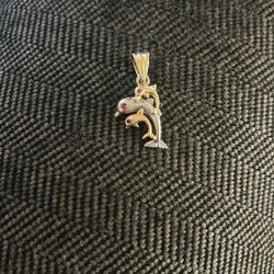 14k Dolphin Pendent 
