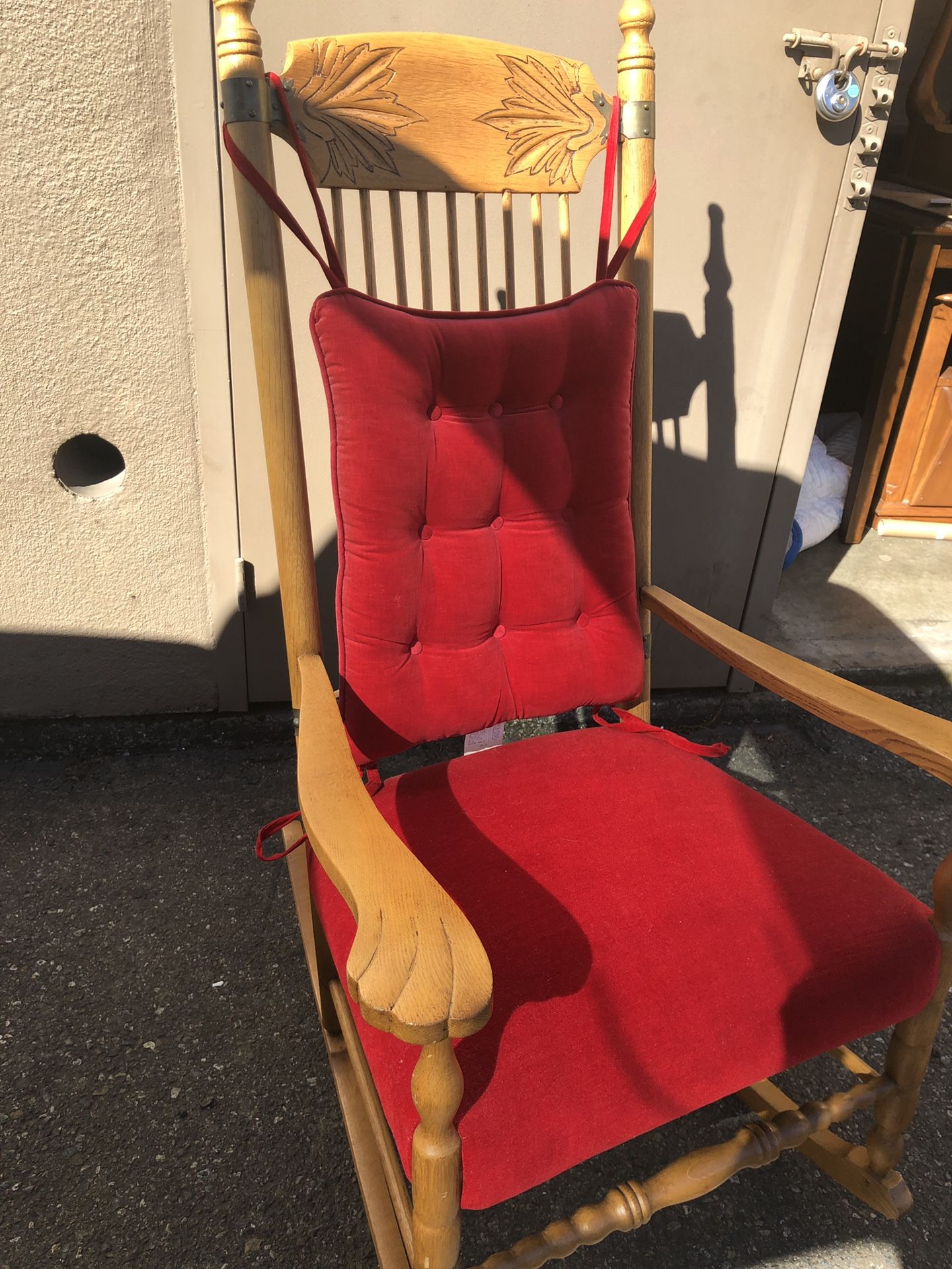 Rocking chair, Antique