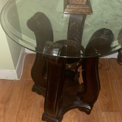 Table With Glass On Top 