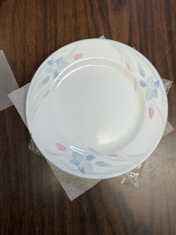 4pc Vintage Fresh Flowers from Excel plate set