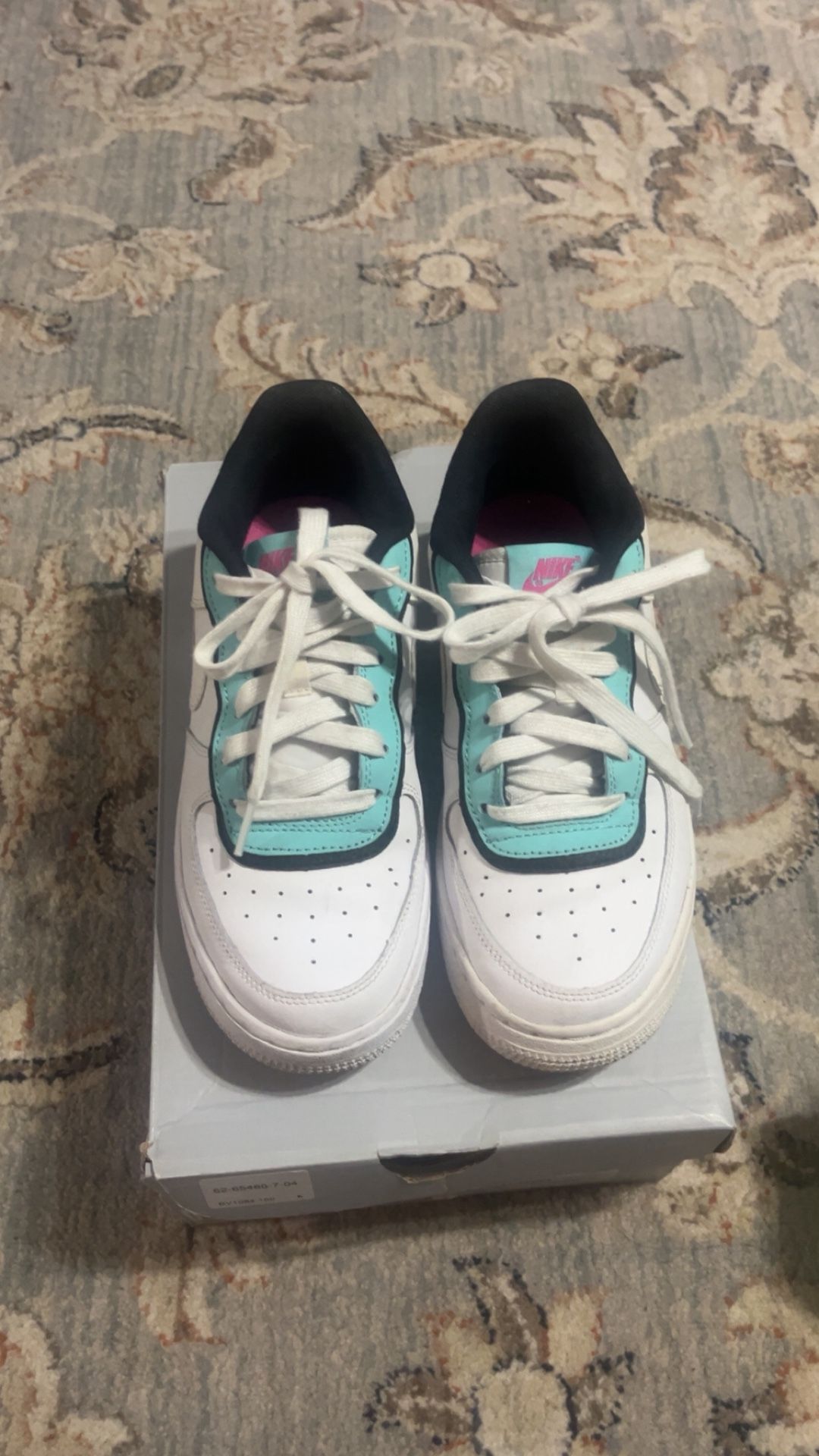 Women’s Sneakers