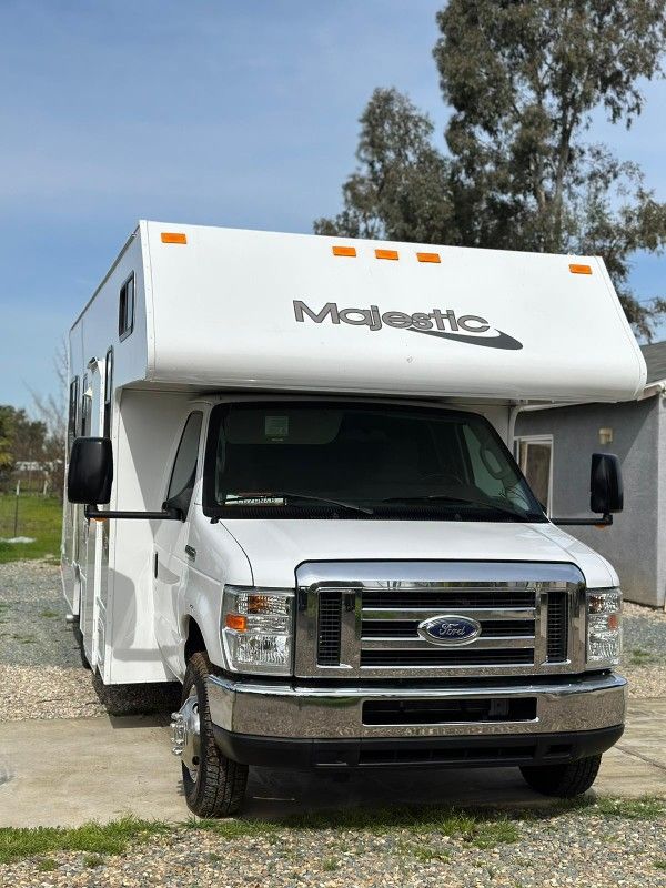 2018 Thor Majestic Econoline