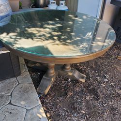Used Dinning Table With Glass