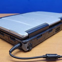 Panasonic Toughbook Cf-53 I5 2.6, 8gb, 500gb, Ac, Battery