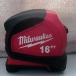 Milwaukee Measuring Tape 16''