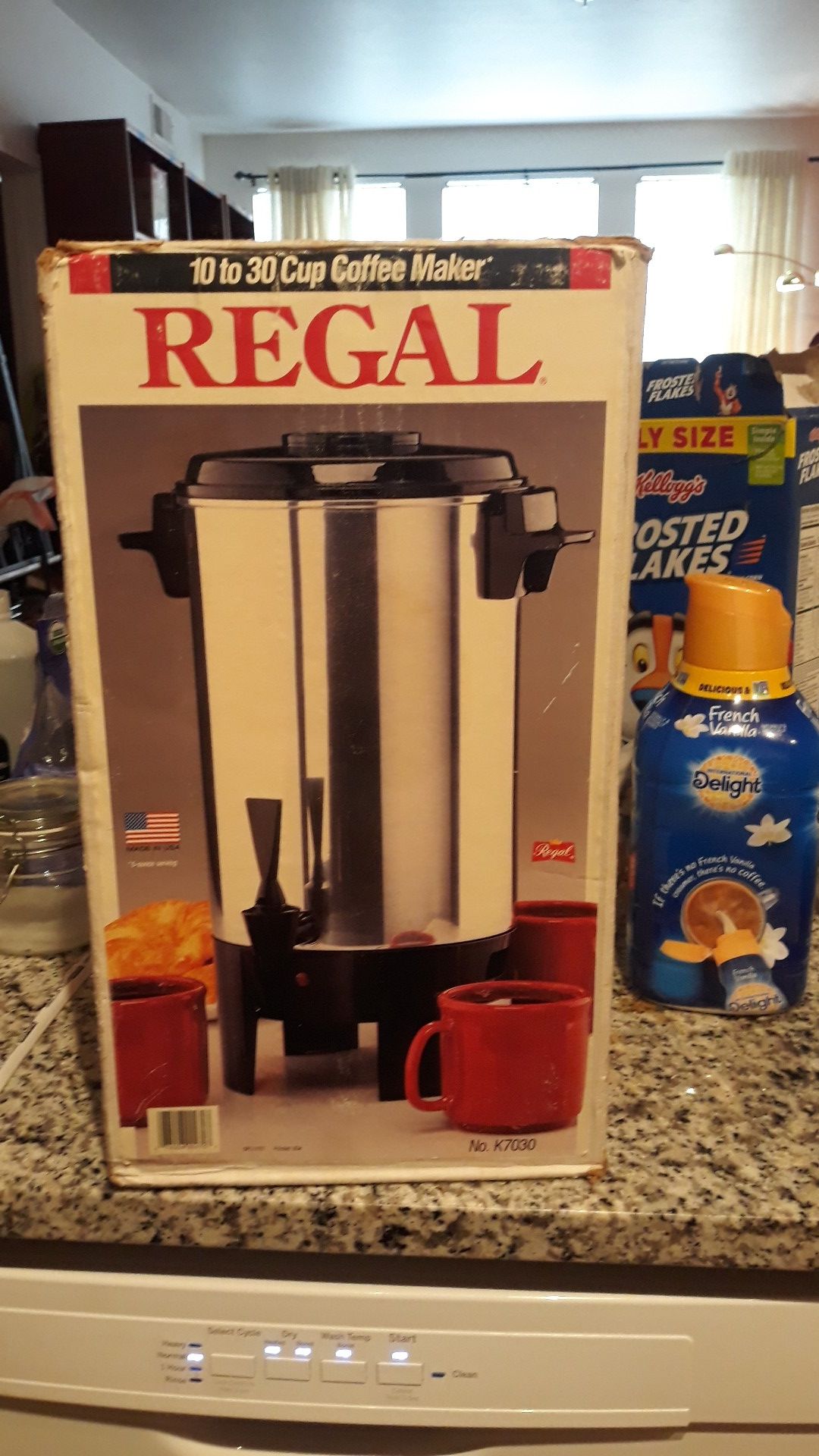 REGAL, Vintage 10 to 30 Cup Coffee Maker