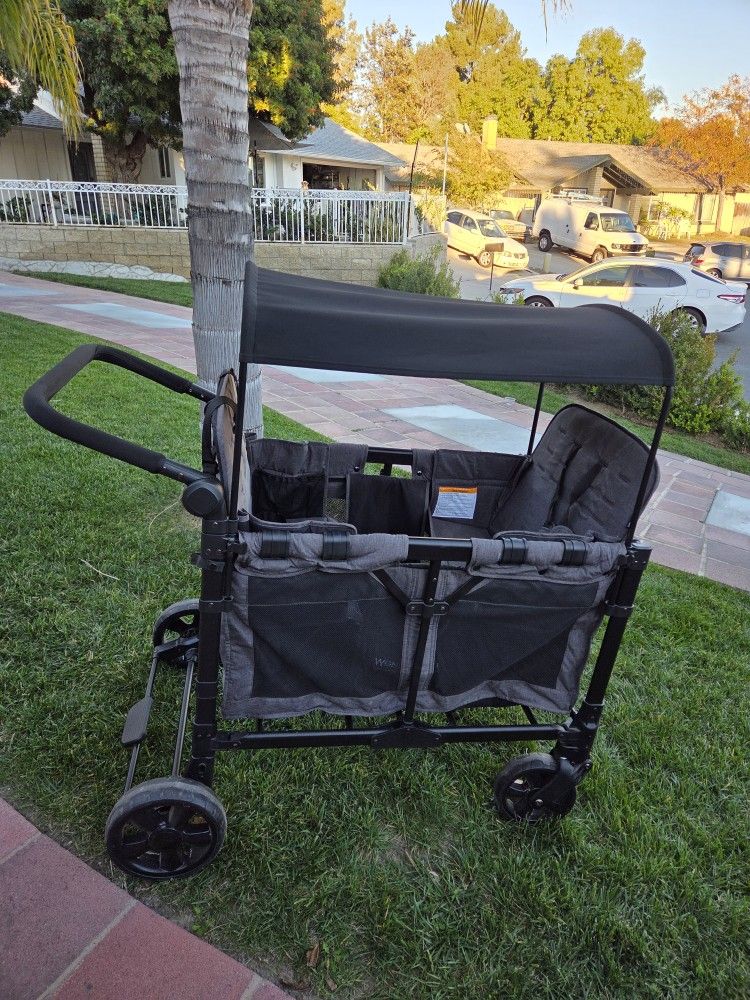WonderFold
W4 Elite Pro 4 Seater Stroller Wagon