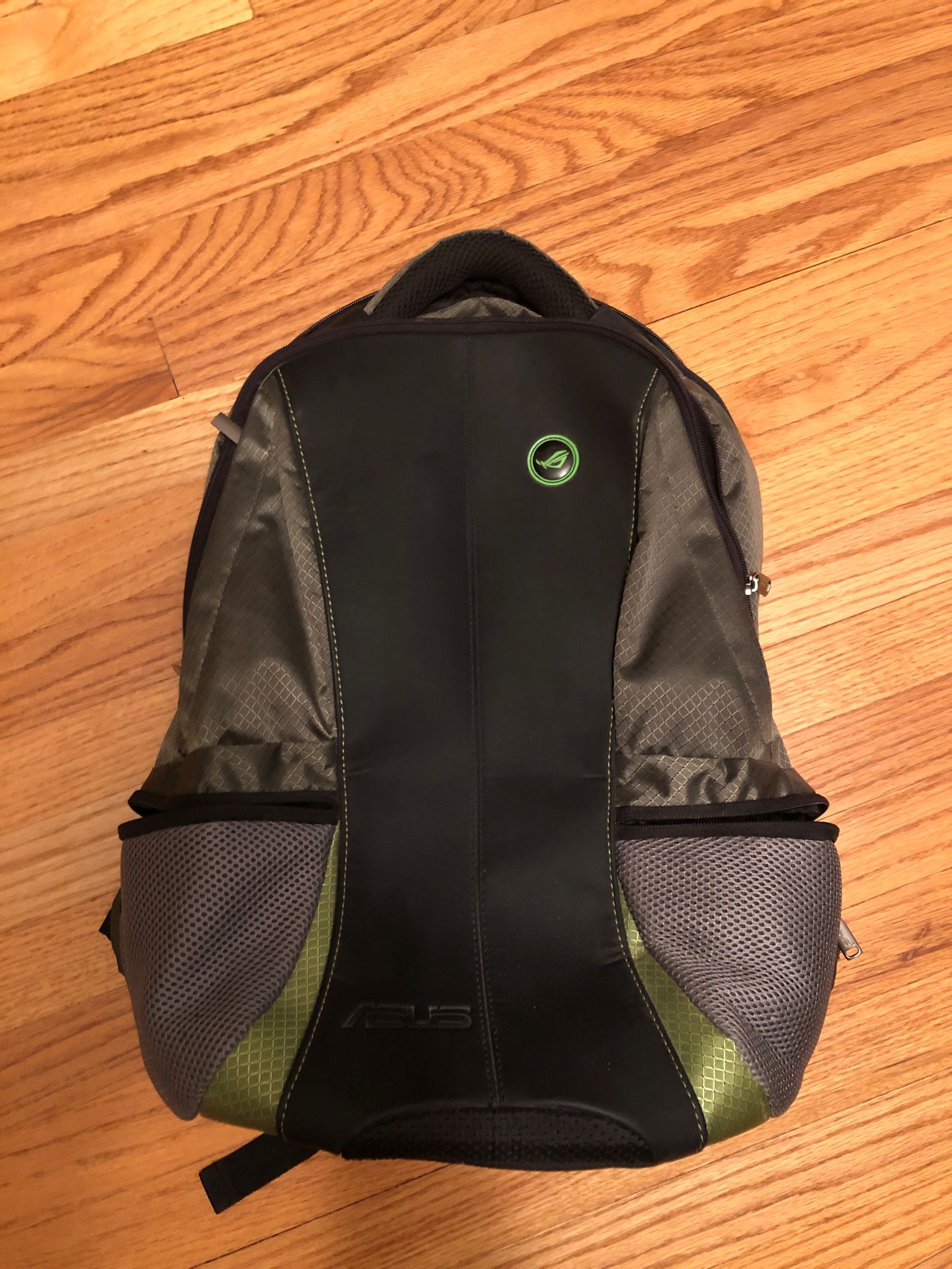 Asus ROG republic of gaming laptop backpack