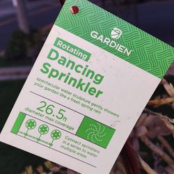 DANCING SPRINKLER (3)