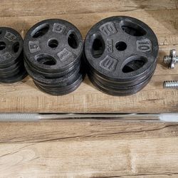 CAP Barbell 110 lb. Regular Grip Barbell Weight Set