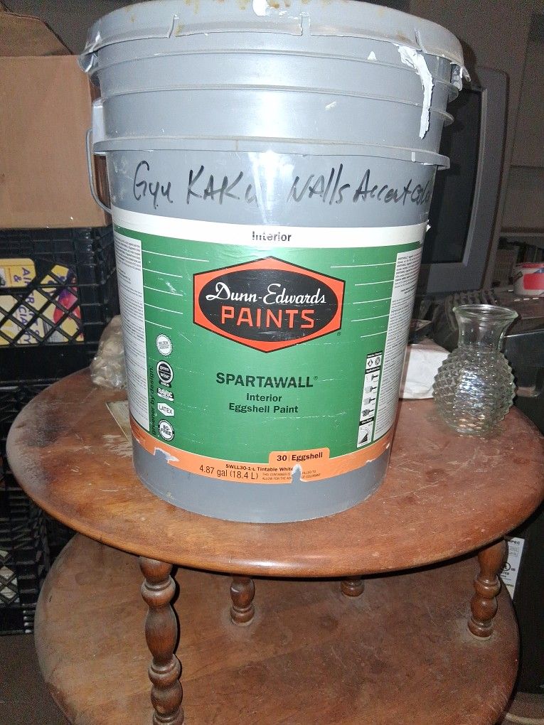 5 Gal Buckets Paint DUNN EDWARDS