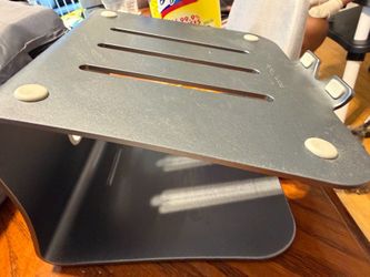 Laptop desk stand riser