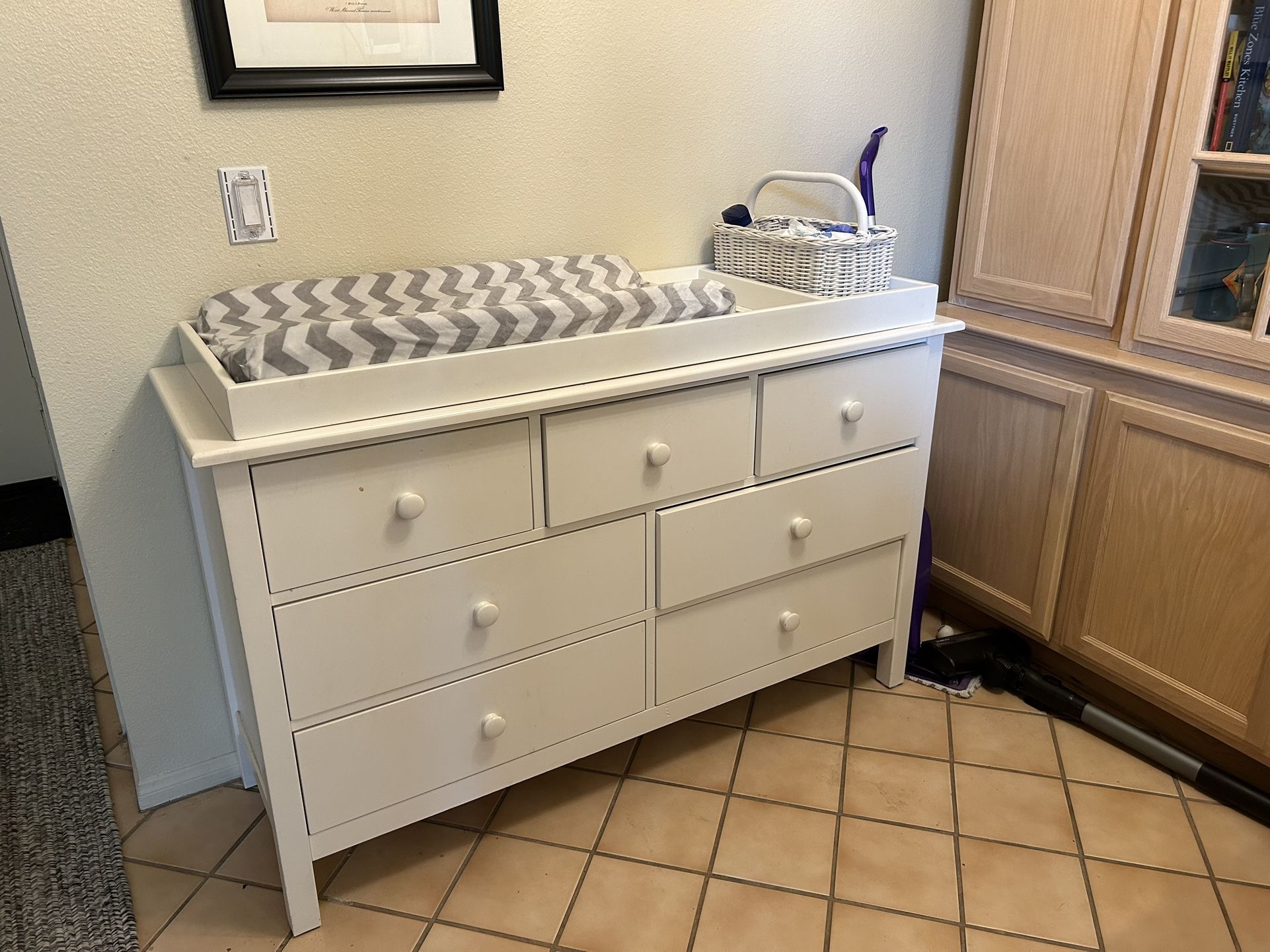 Pottery Barn Kids Kendall Changing Table Dresser