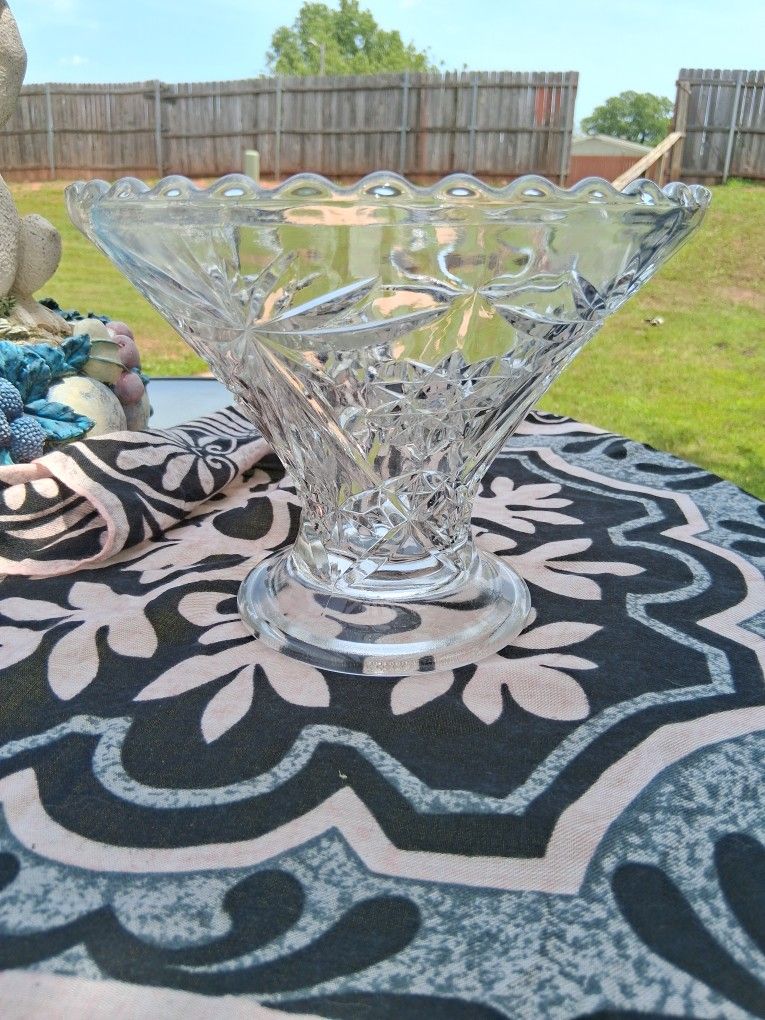 Beautiful Lead Crystal Fruit Bowl