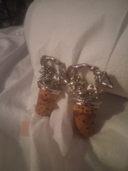 Vintage wine bottle stopper